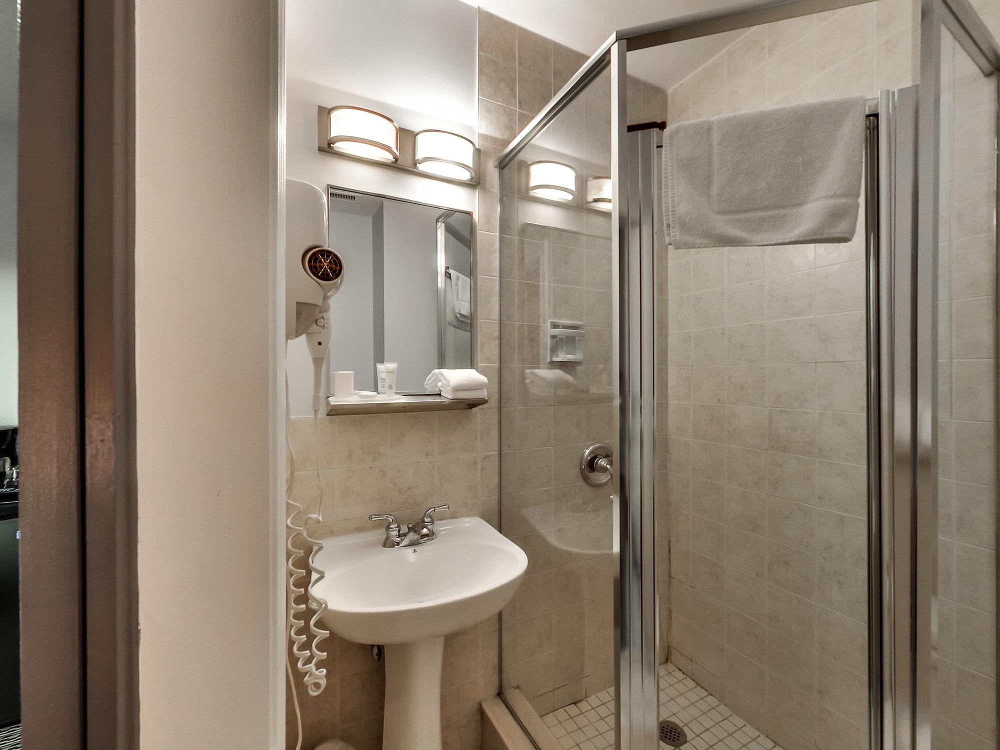 Isabella Hotel & Suites Toronto Eksteriør billede